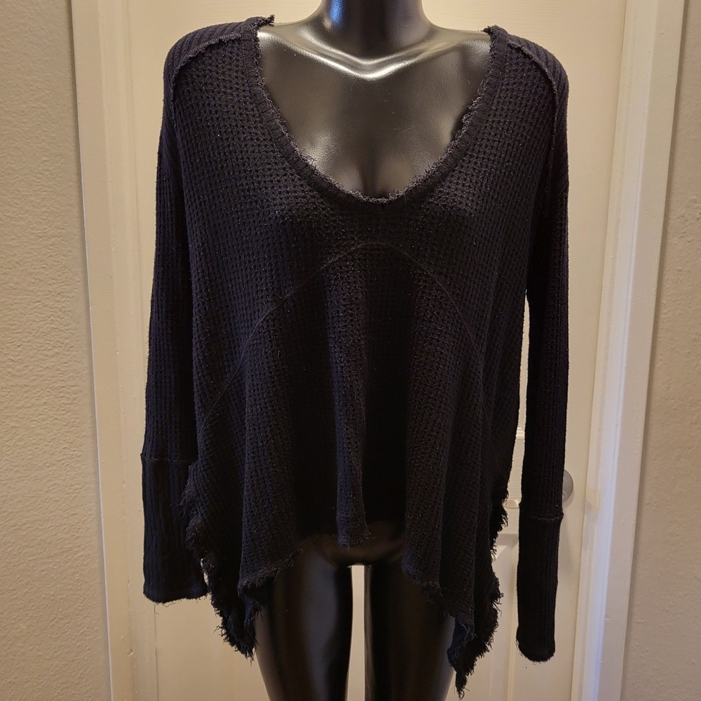 Free People Extra Small Black Oversized Thermal Raw Edge Peplum Waffle Knit